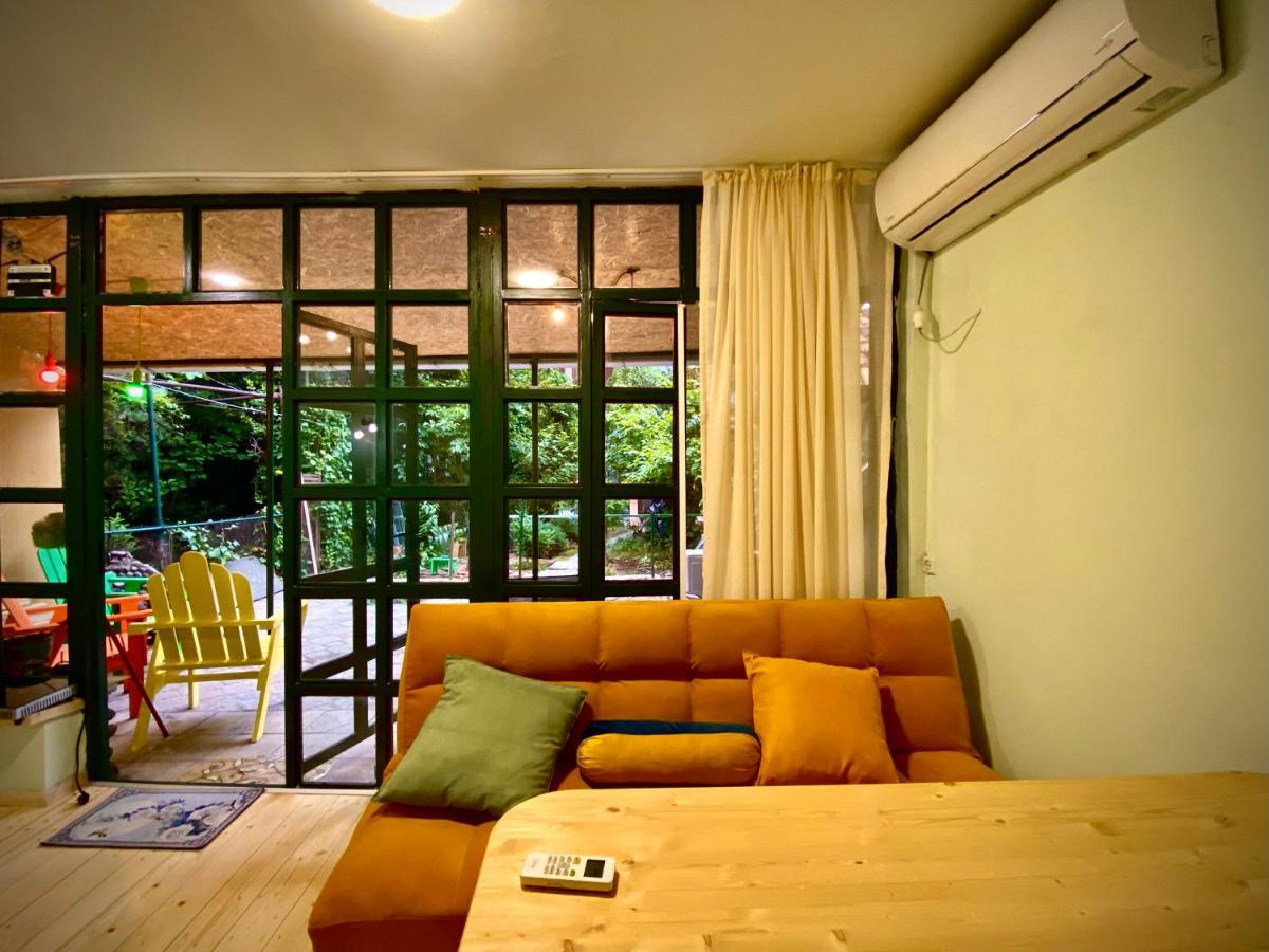Gardens In Vake, Tbilisi Ξενοδοχείο Εξωτερικό φωτογραφία